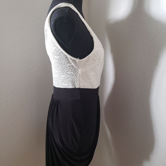 Asymmetrical Black/white Plunge Lace Dress - Picture 8 of 12